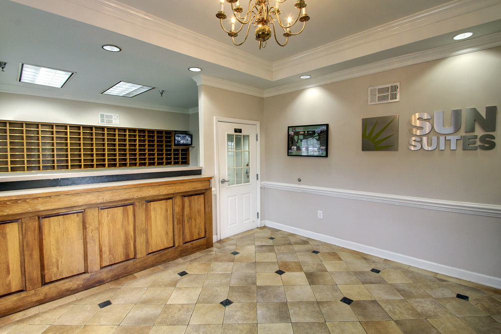 Intown Suites Extended Stay Raleigh Nc - Capital Blvd ภายนอก รูปภาพ